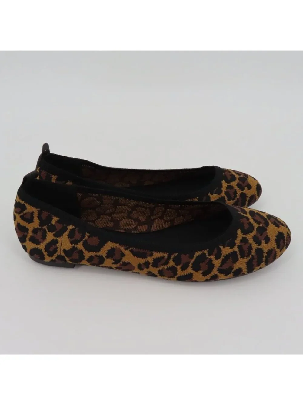 MIA Women 8.5 M EVANNA Leopard Cheetah Animal Print Round Toe Ballet Flat Shoes